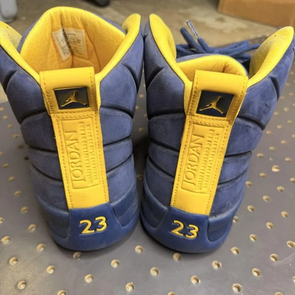 Jordan Men's Navy and Yellow Trainers